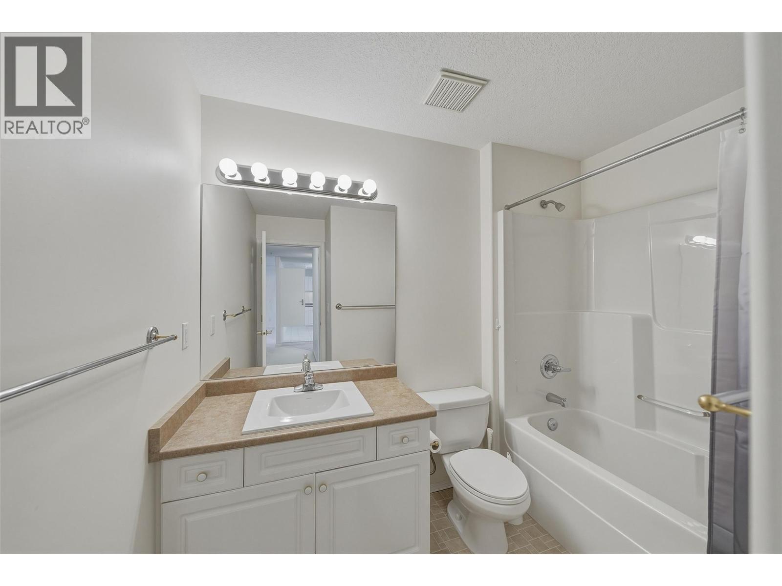 2169 Flamingo Road Unit# 104, Kamloops, British Columbia  V2C 4J8 - Photo 31 - 10388491