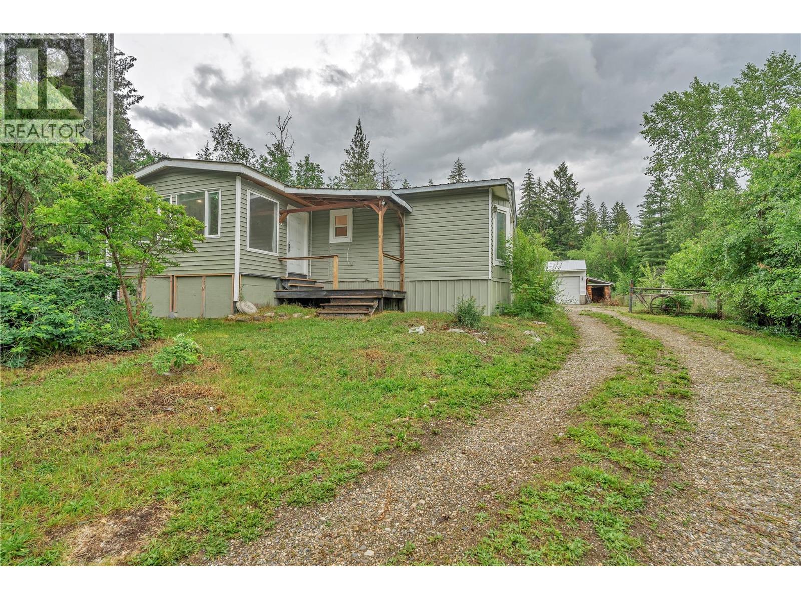 69 Rosoman Road, Enderby, British Columbia  V0E 1V4 - Photo 1 - 10383358