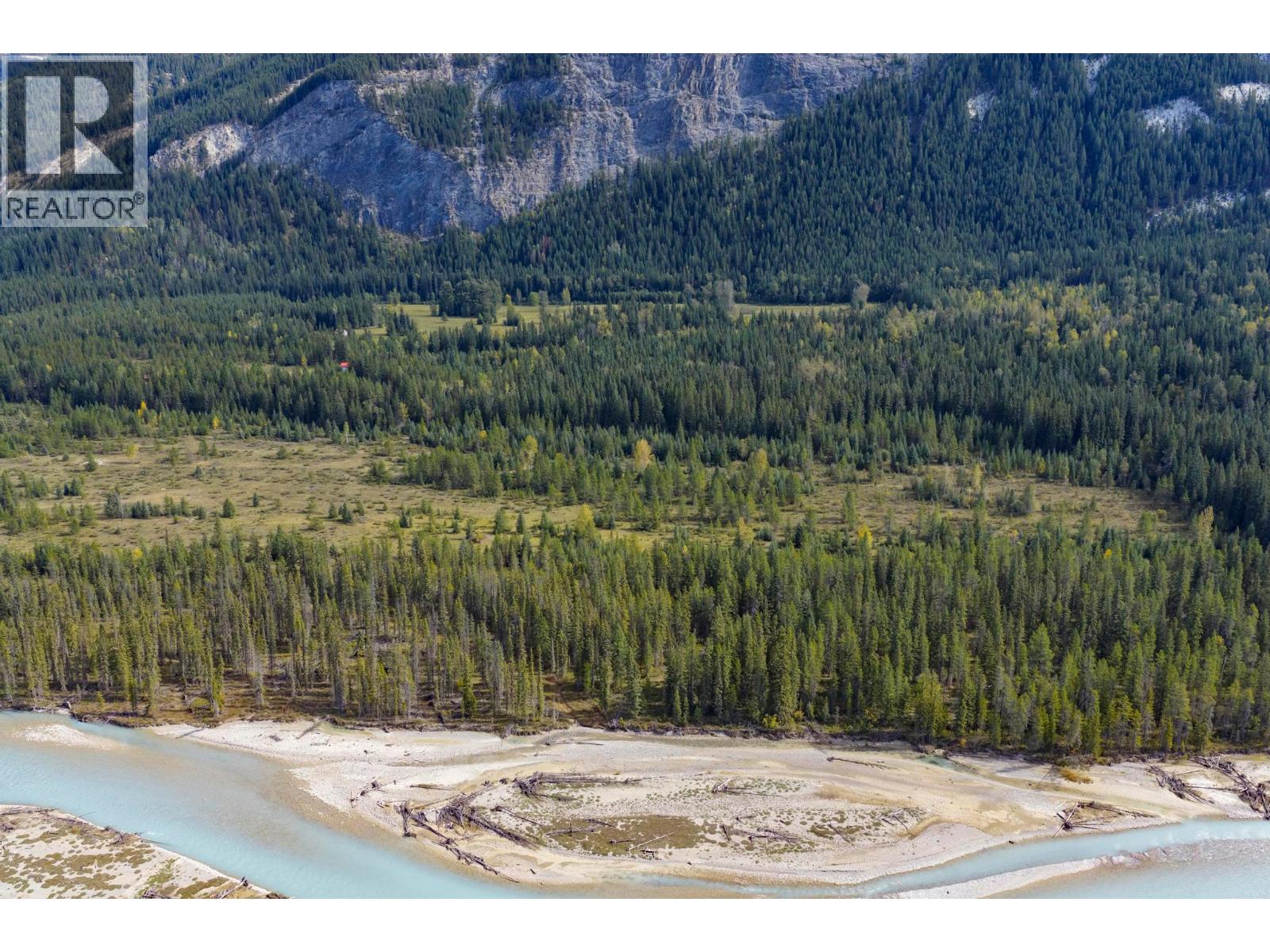 2237 Blaeberry Road, Golden, British Columbia  V0A 1H1 - Photo 12 - 10389813