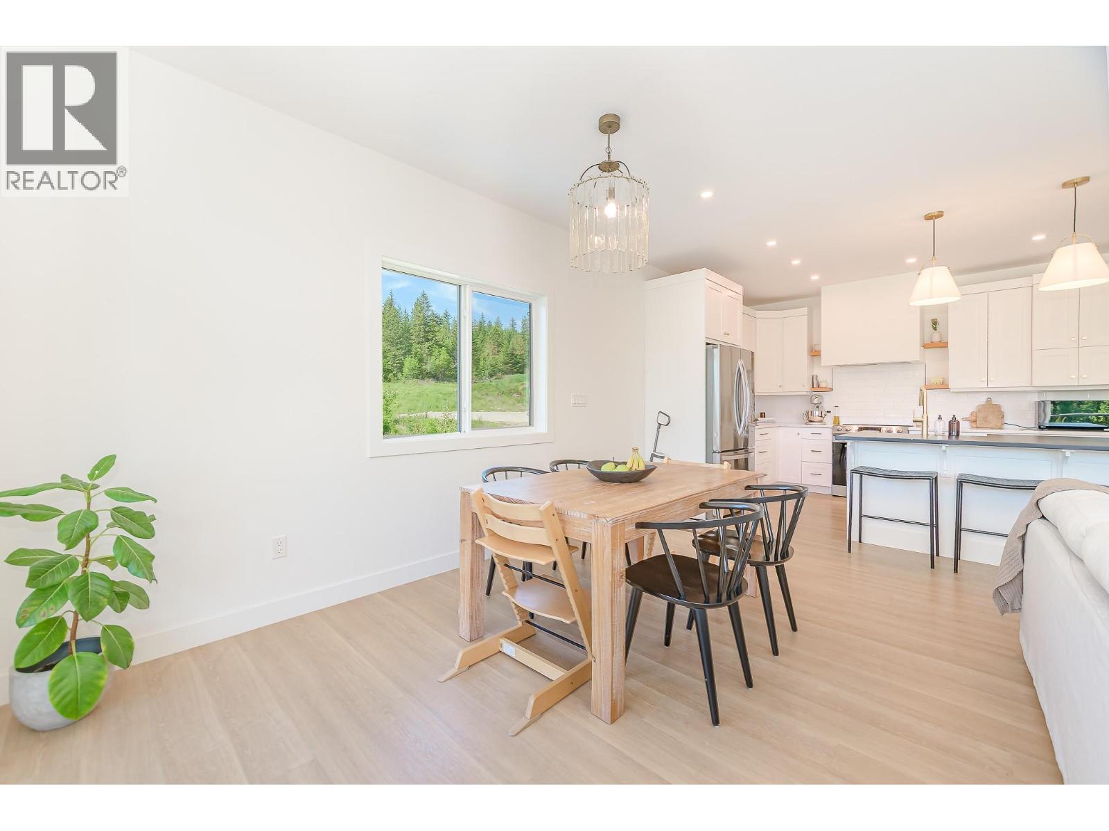 952 Ridgewood Drive, Enderby, British Columbia  V0E 1V1 - Photo 10 - 10389084