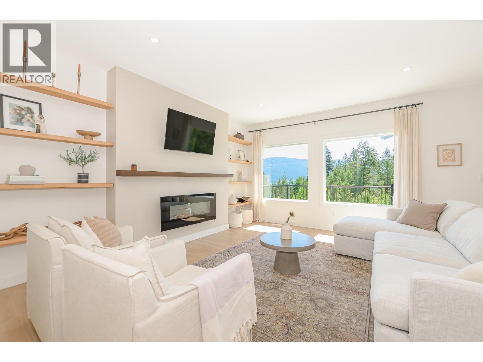 952 Ridgewood Drive, Enderby, British Columbia  V0E 1V1 - Photo 12 - 10389084