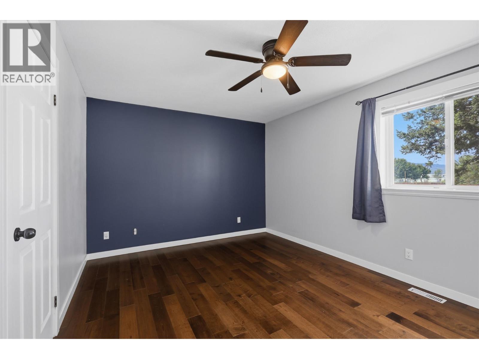 1897 Fleetwood Avenue, Kamloops, British Columbia  V2B 4R9 - Photo 18 - 10389847