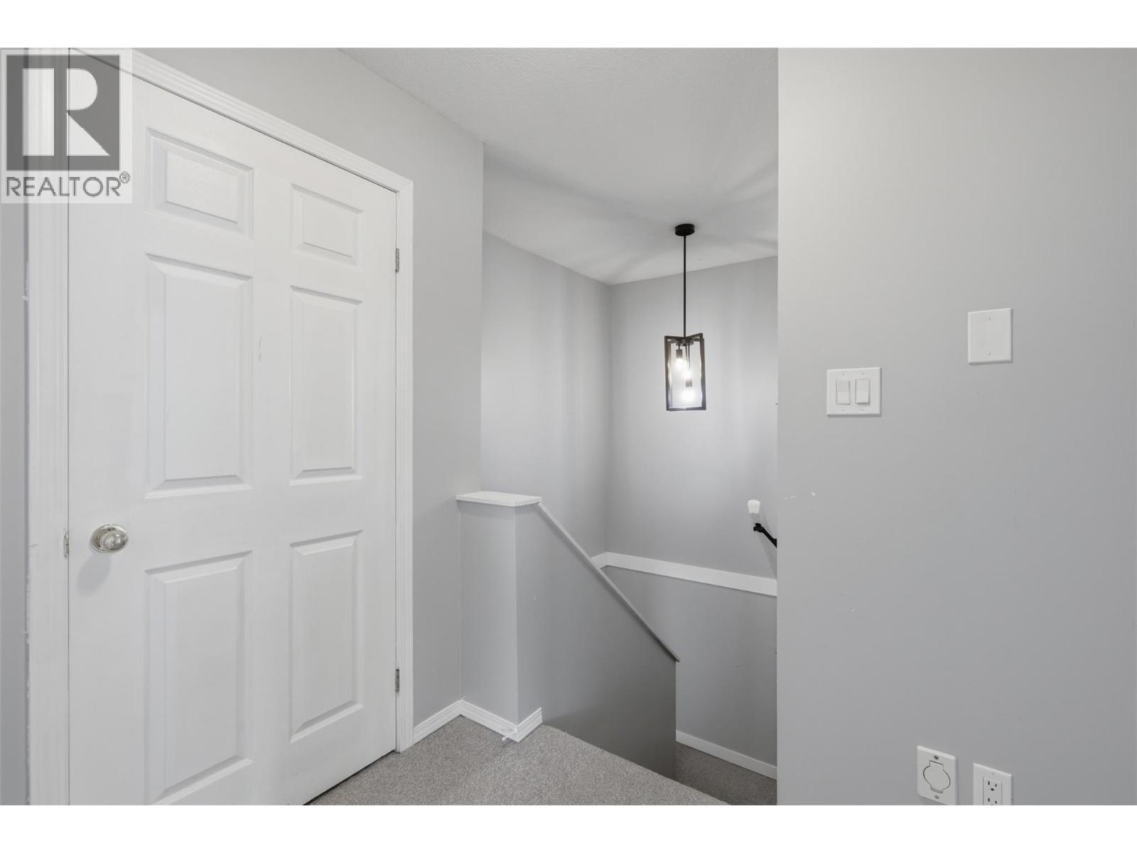 1897 Fleetwood Avenue, Kamloops, British Columbia  V2B 4R9 - Photo 32 - 10389847