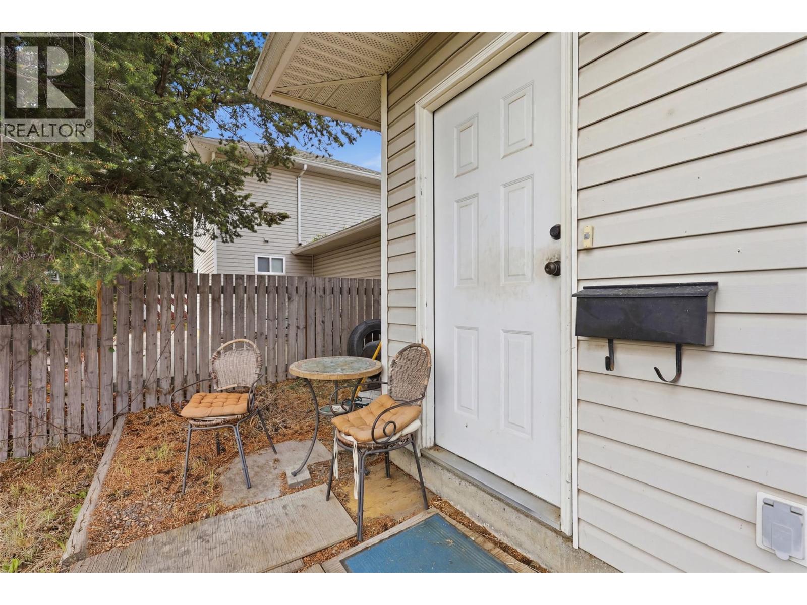1897 Fleetwood Avenue, Kamloops, British Columbia  V2B 4R9 - Photo 52 - 10389847