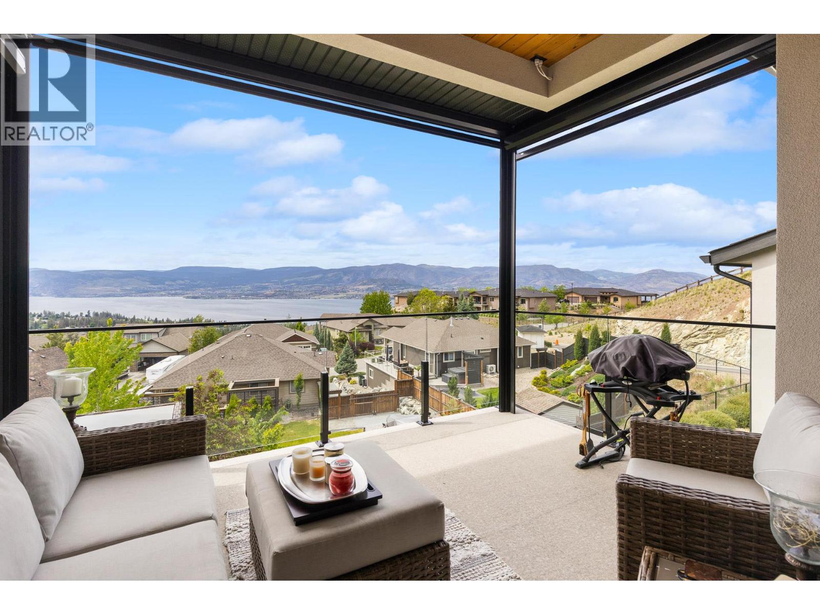796 Kuipers Crescent Unit# 2, Kelowna, British Columbia  V1W 0C2 - Photo 2 - 10389457
