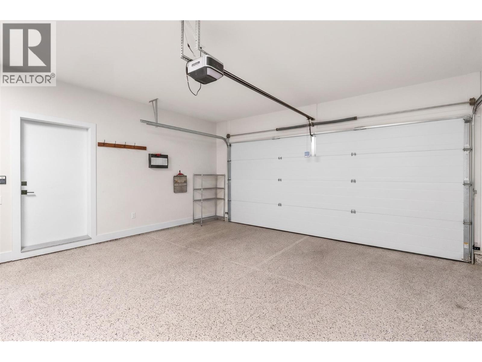 796 Kuipers Crescent Unit# 2, Kelowna, British Columbia  V1W 0C2 - Photo 6 - 10389457