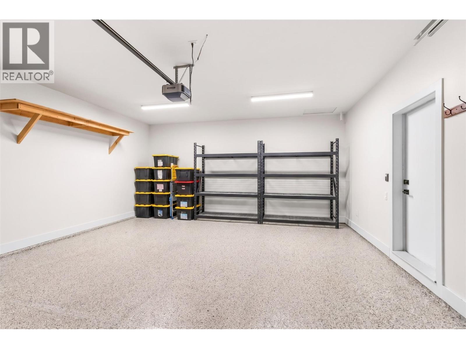 796 Kuipers Crescent Unit# 2, Kelowna, British Columbia  V1W 0C2 - Photo 7 - 10389457