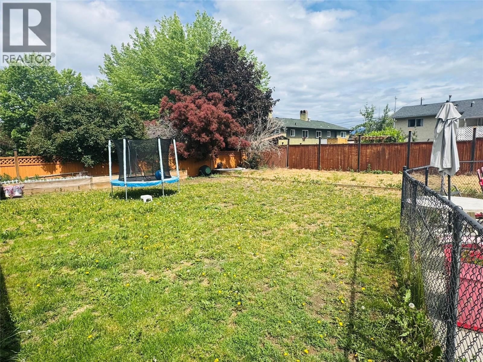 880 Tamarack Drive, Kelowna, British Columbia  V1X 5M1 - Photo 11 - 10389381