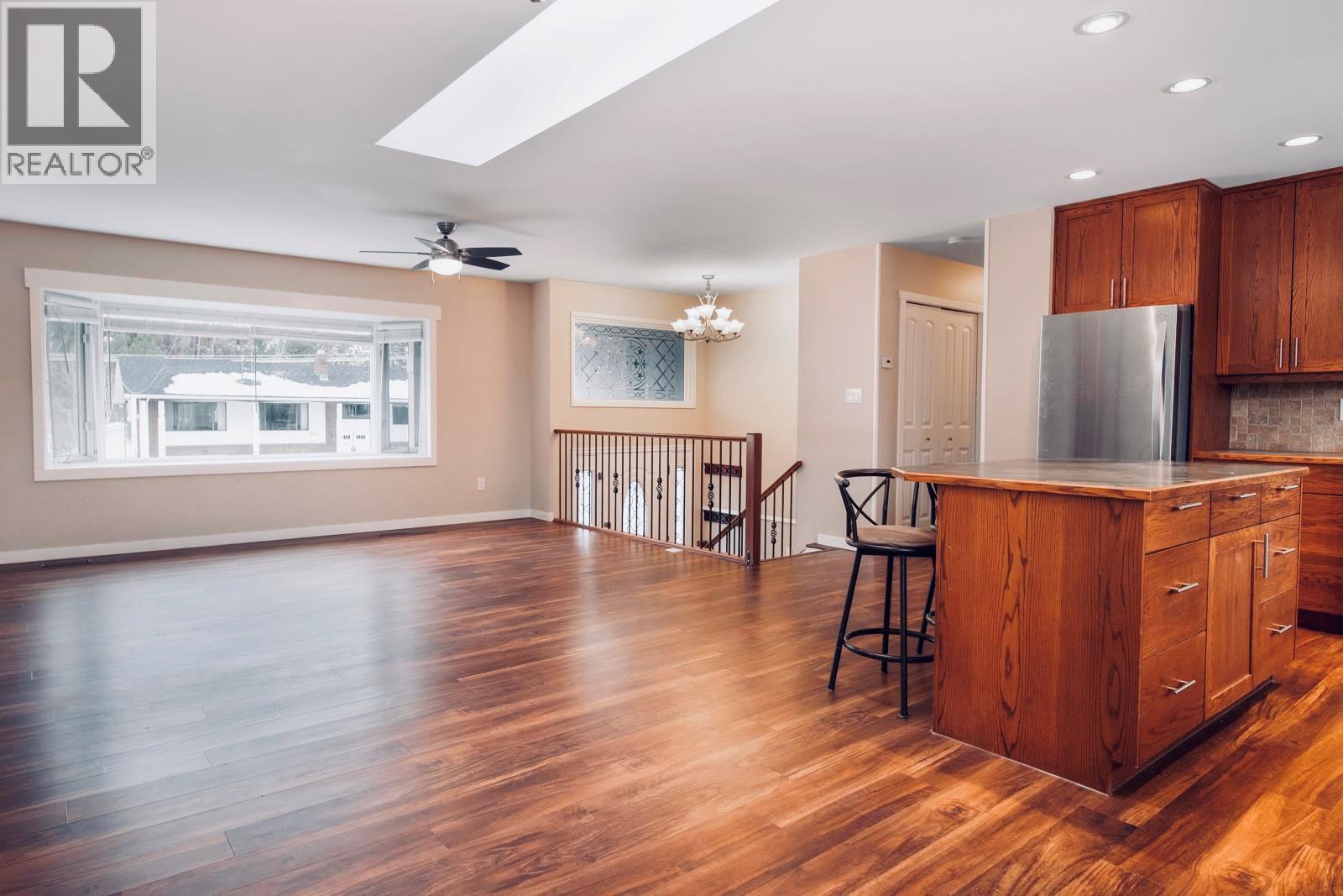 880 Tamarack Drive, Kelowna, British Columbia  V1X 5M1 - Photo 12 - 10389381