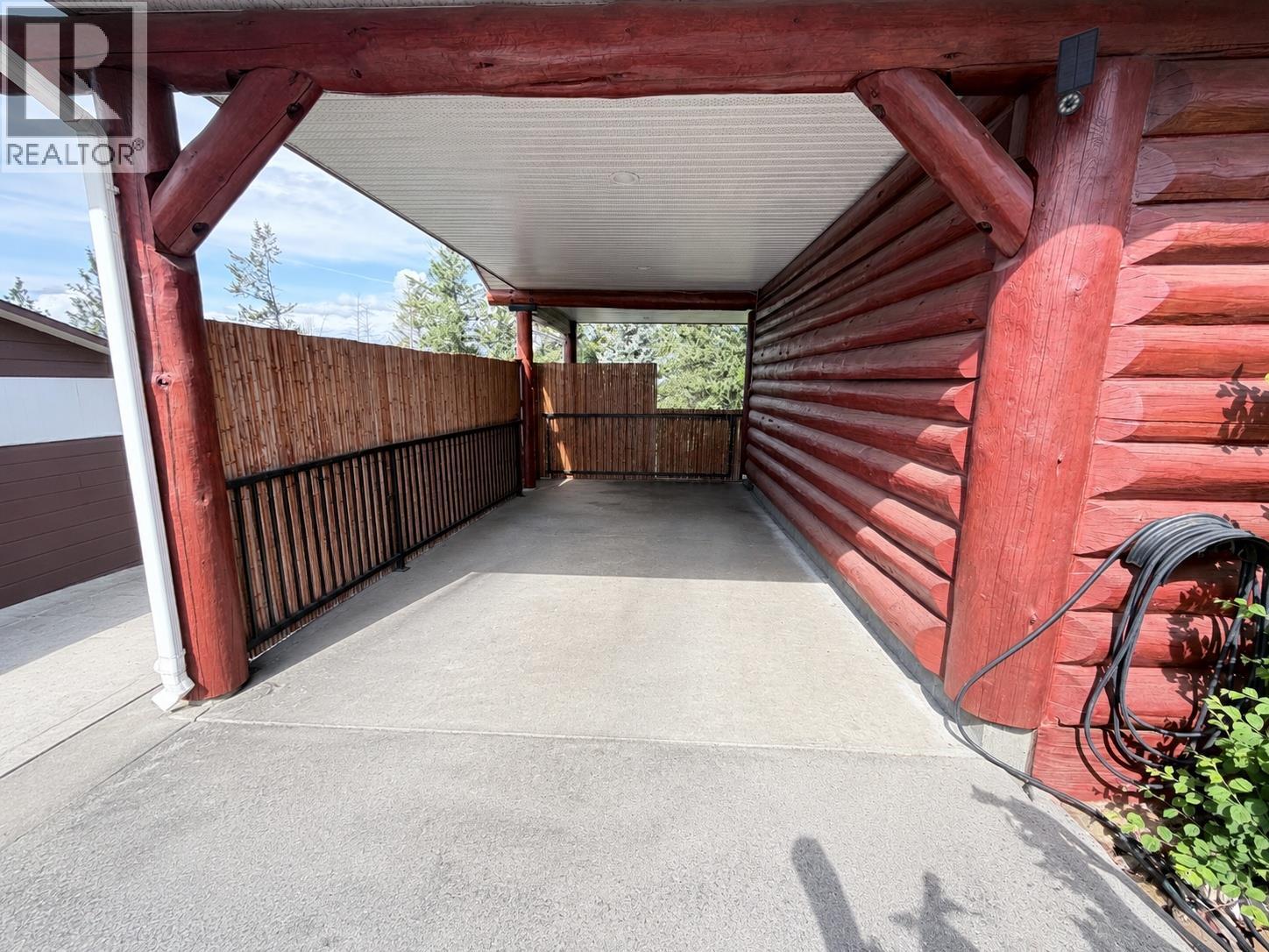 2151 33rd Avenue N, Cranbrook, British Columbia  V1C 3Y9 - Photo 2 - 10389556