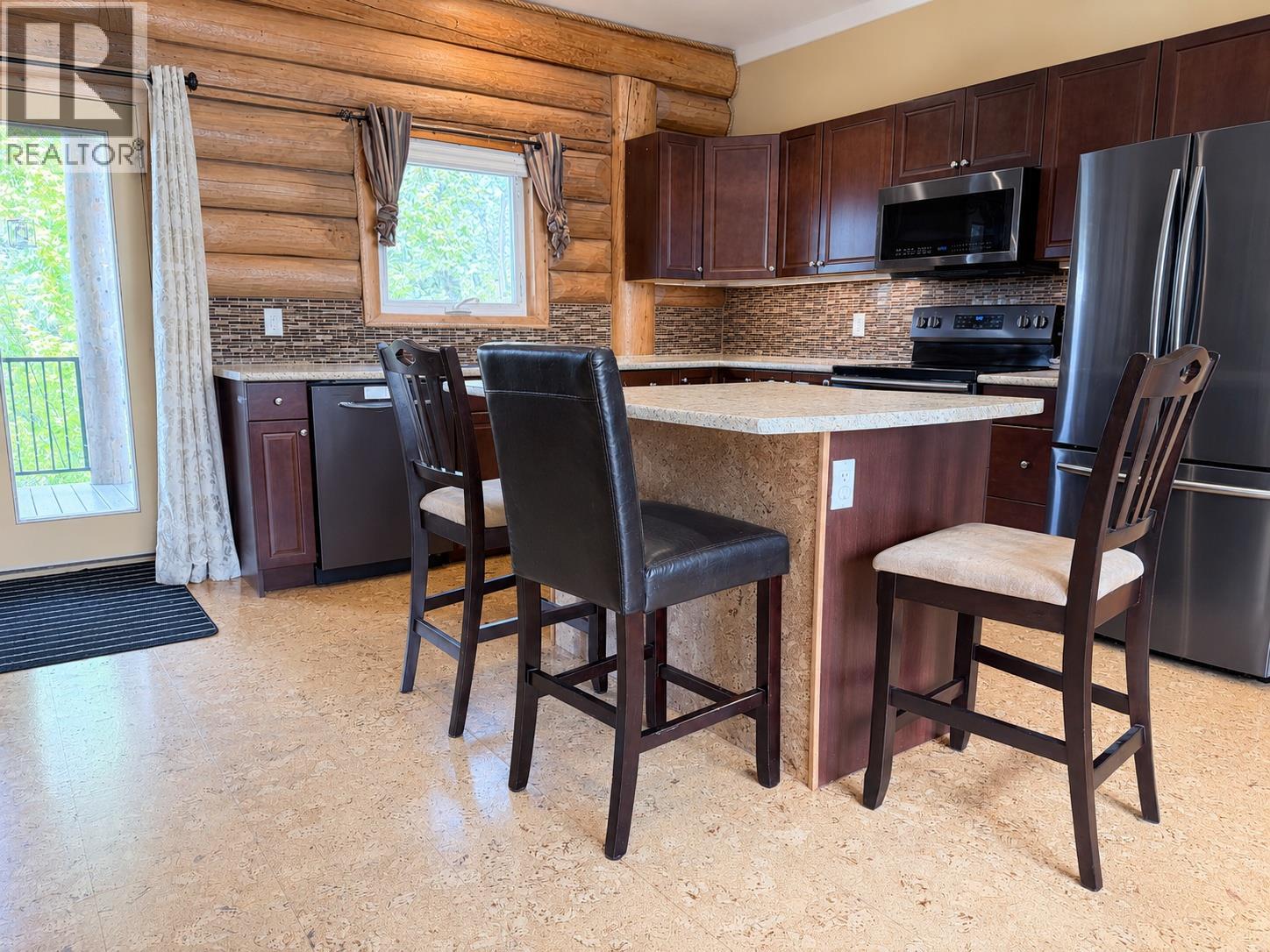 2151 33rd Avenue N, Cranbrook, British Columbia  V1C 3Y9 - Photo 7 - 10389556