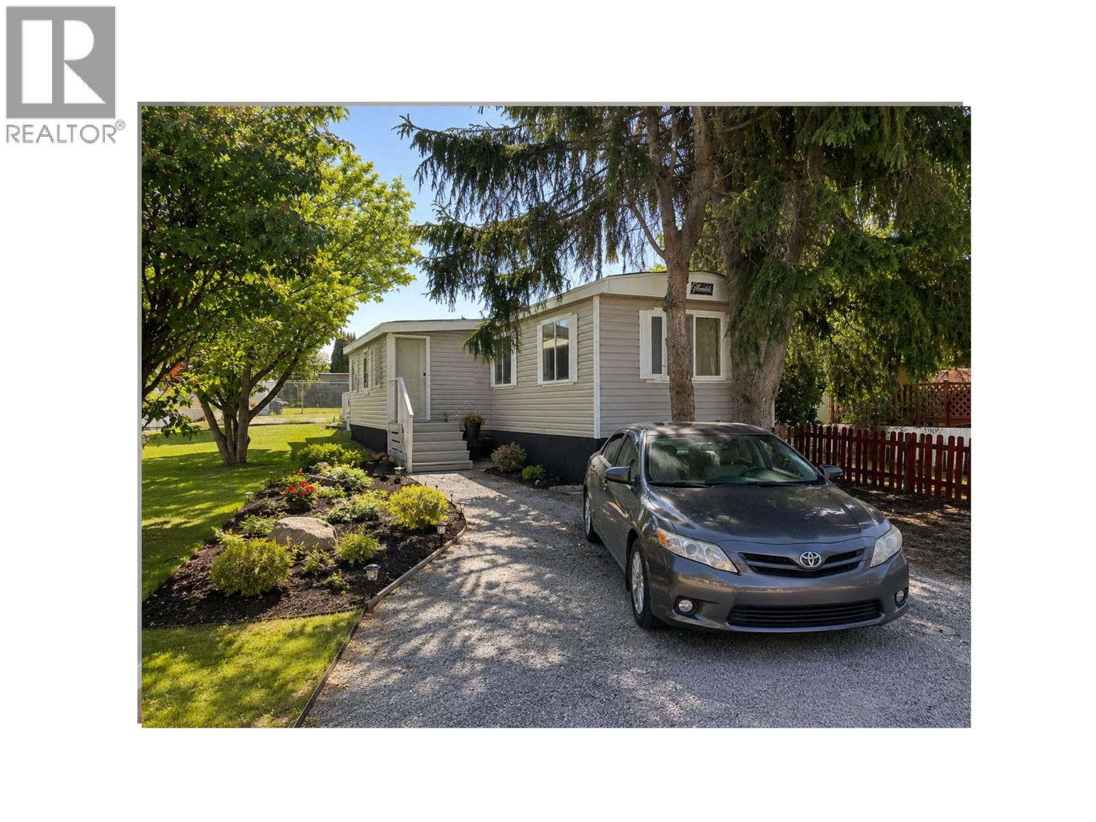 48- 2035 Boucherie Road, Westbank, British Columbia  V4T 1Z7 - Photo 2 - 10389174