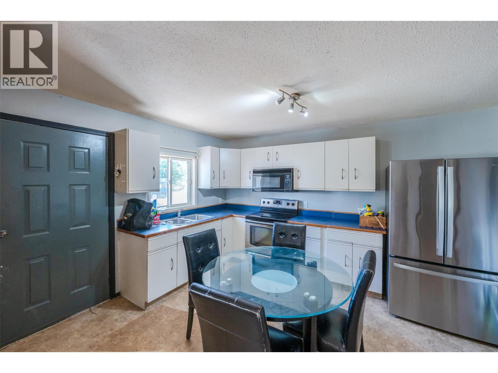 800 Coulthard Road, Cawston, British Columbia  V0X 1C2 - Photo 3 - 10388856