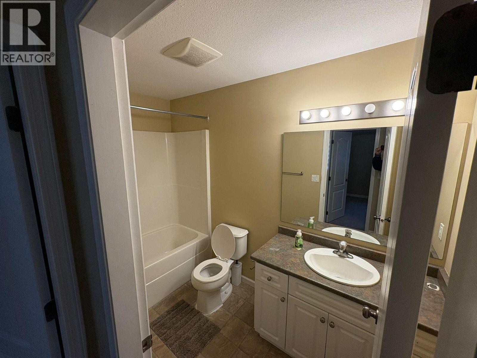 1094 Quail Drive, Kamloops, British Columbia  V2B 8N9 - Photo 15 - 10388326