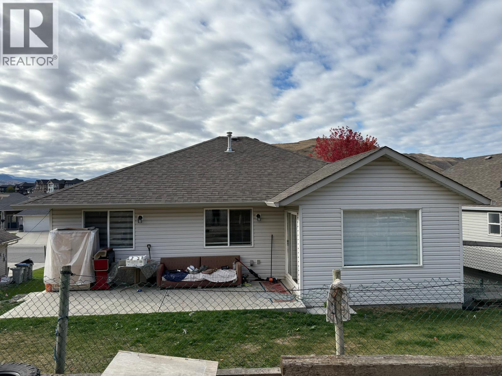 1094 Quail Drive, Kamloops, British Columbia  V2B 8N9 - Photo 2 - 10388326