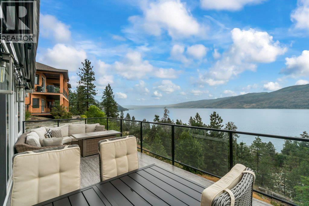 3949 Desert Pines Avenue, Peachland, British Columbia  V0H 1X2 - Photo 1 - 10389683