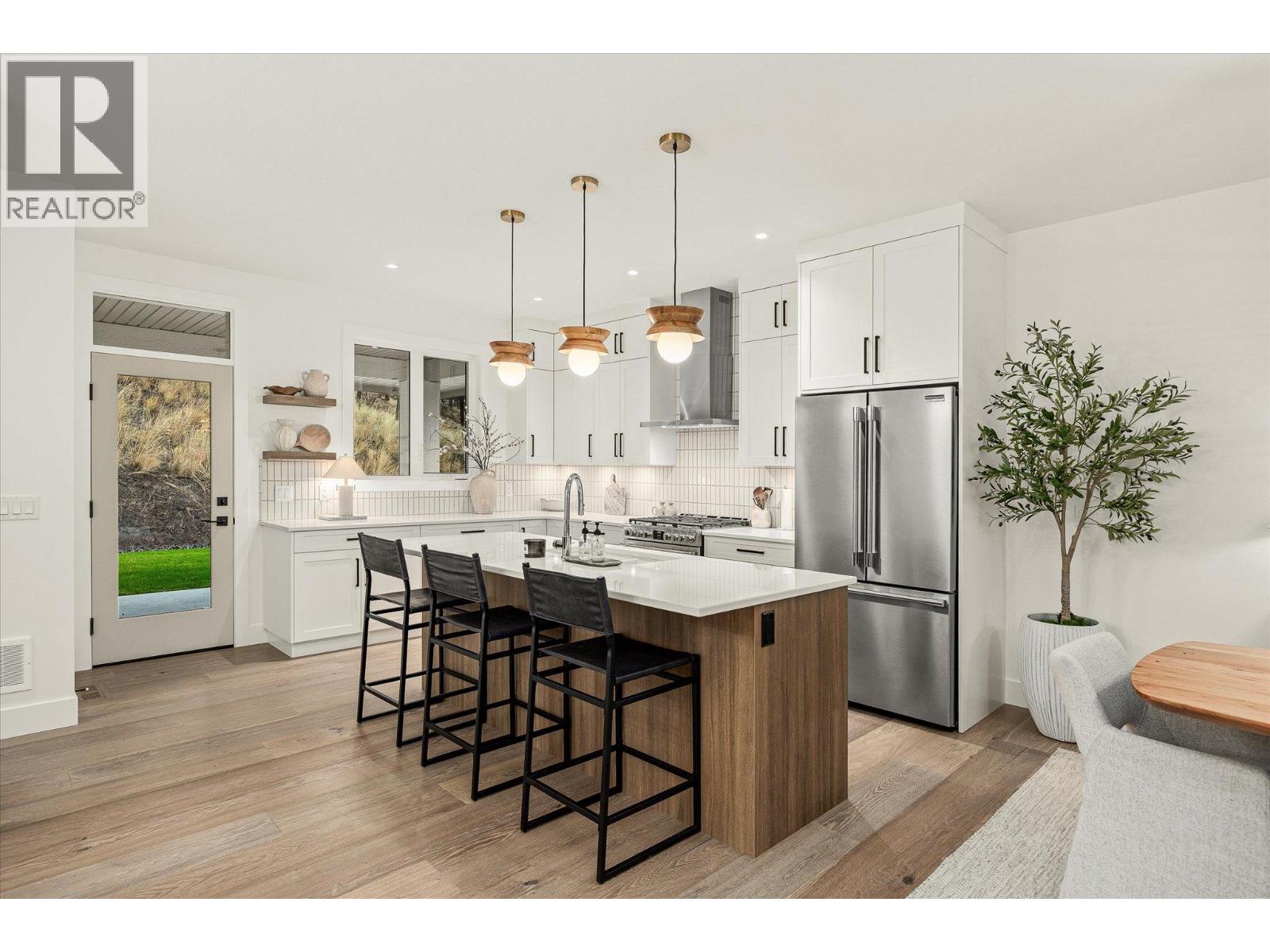 1437 April Springs Court, Kelowna, British Columbia  V1V 2C6 - Photo 14 - 10389838