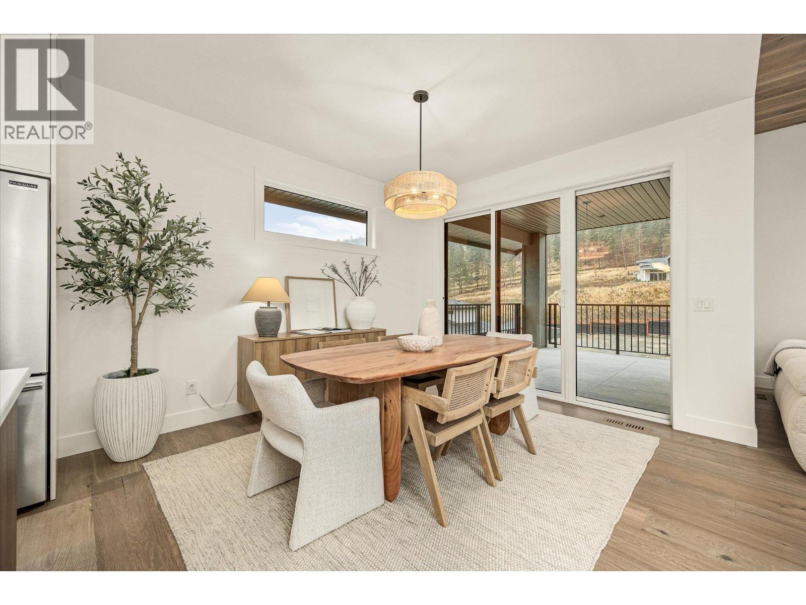1437 April Springs Court, Kelowna, British Columbia  V1V 2C6 - Photo 8 - 10389838