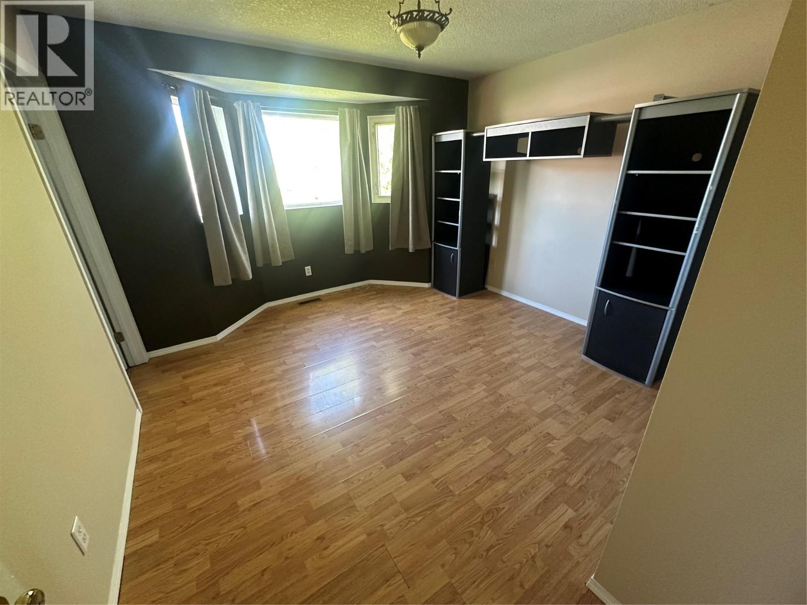 4108 52a Place Ne, Chetwynd, British Columbia  V0C 1J0 - Photo 11 - 10389901