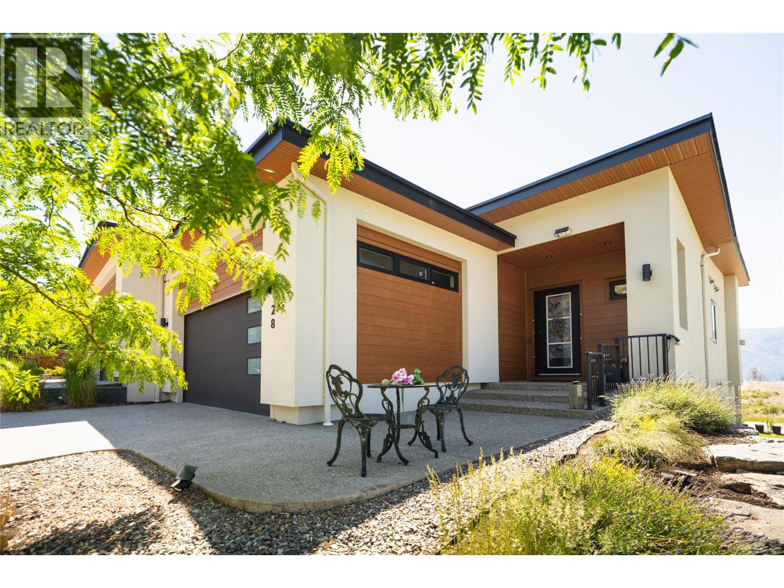 10100 Tyndall Road Unit# 28, Lake Country, British Columbia  V4V 0A9 - Photo 2 - 10389891