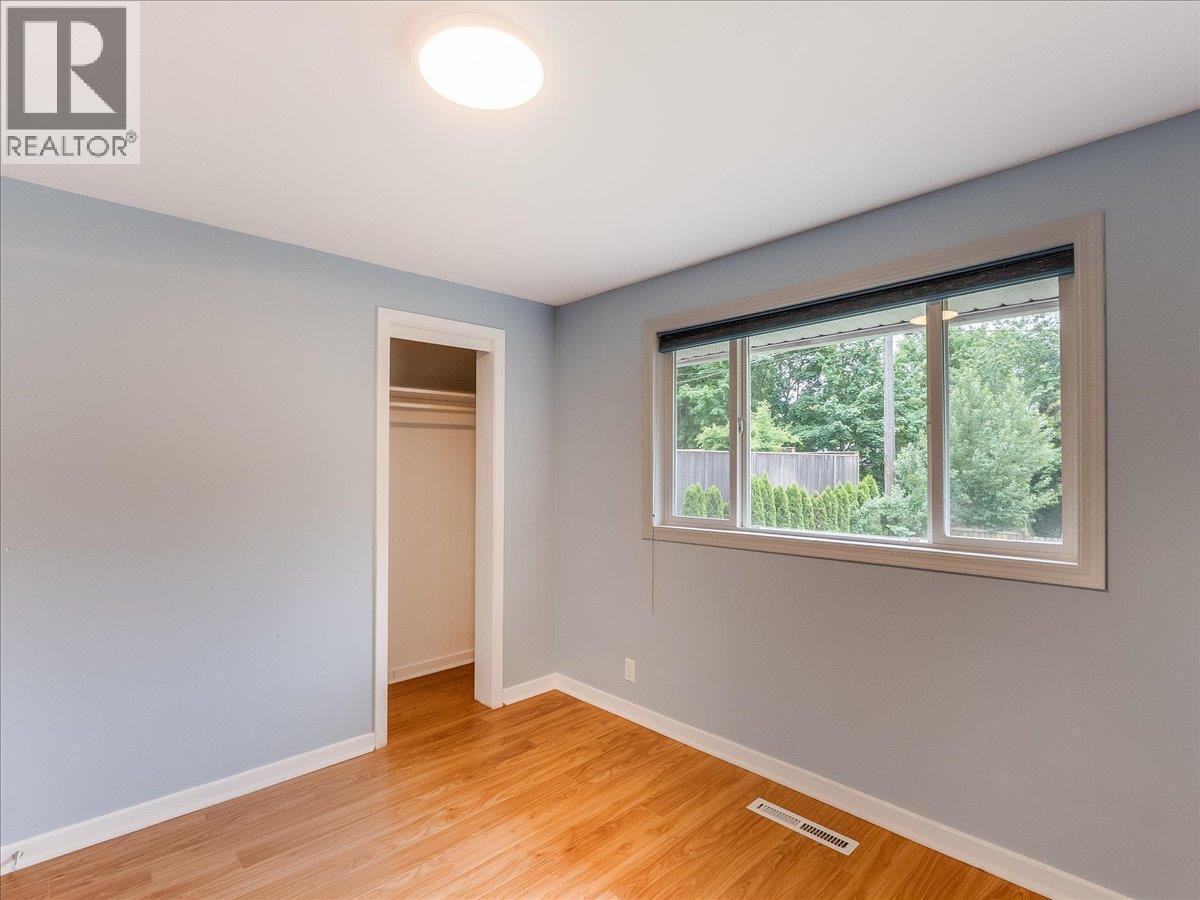 806 10th Street, Castlegar, British Columbia  V1N 2H8 - Photo 17 - 10389575