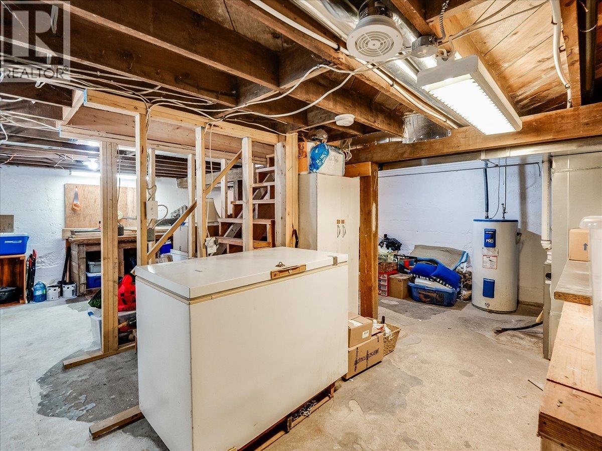 1767 Second Avenue, Trail, British Columbia  V1R 1M6 - Photo 36 - 10389674