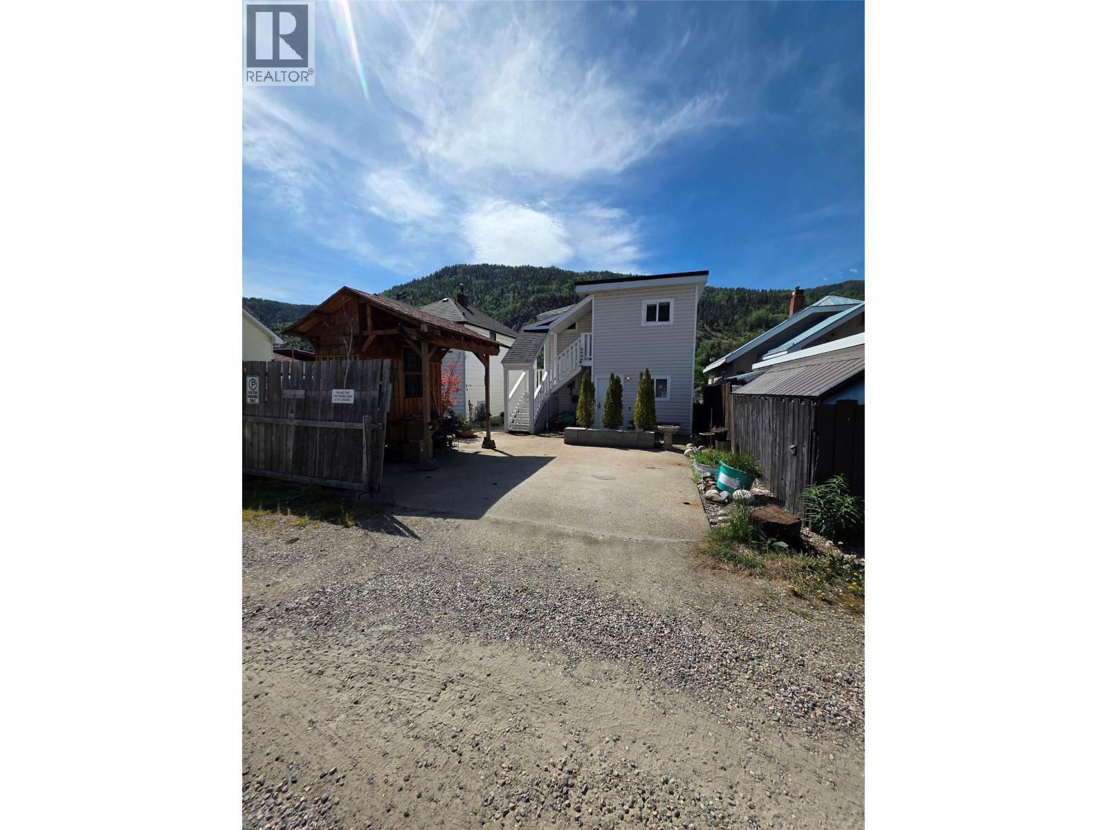 1767 Second Avenue, Trail, British Columbia  V1R 1M6 - Photo 38 - 10389674