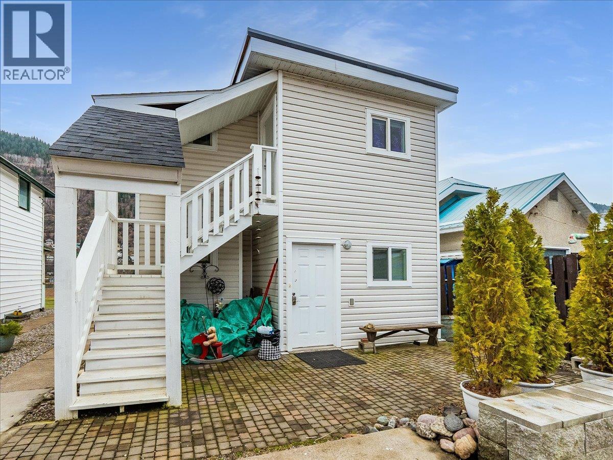 1767 Second Avenue, Trail, British Columbia  V1R 1M6 - Photo 48 - 10389674