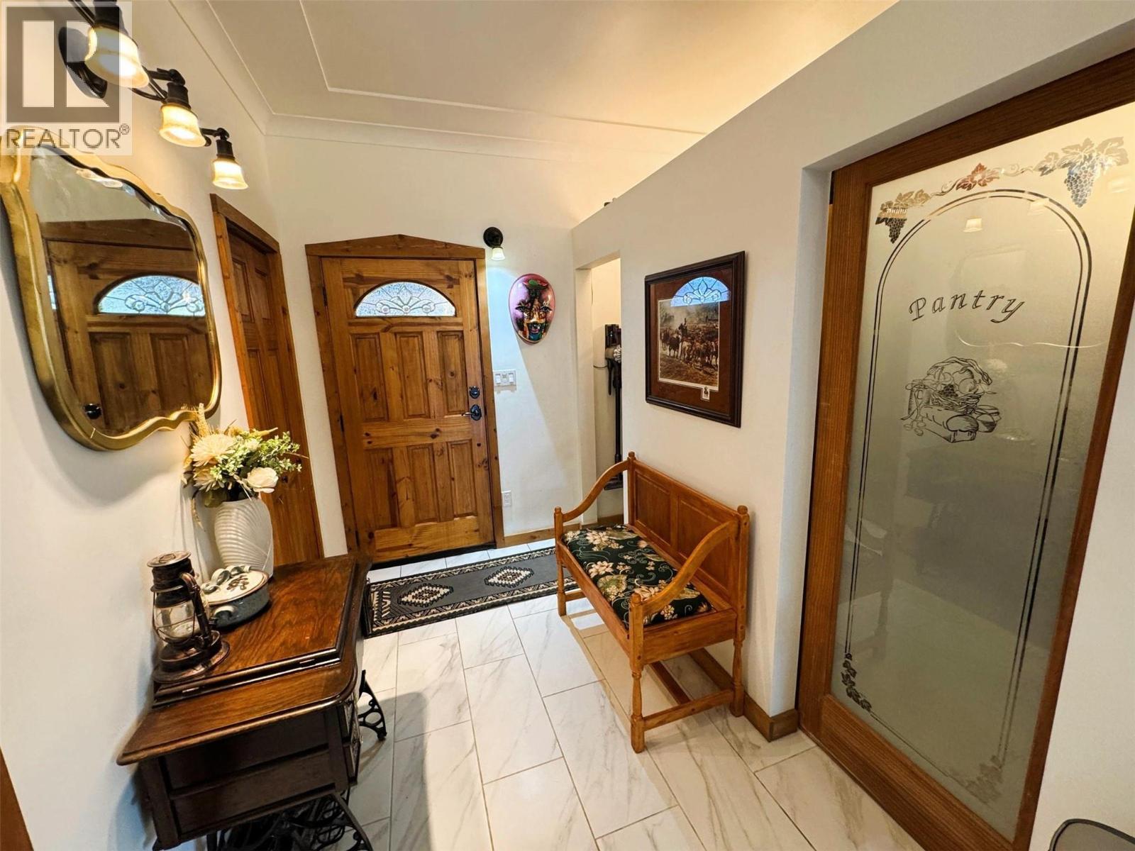 2200 Almond Gardens Road, Grand Forks, British Columbia  V0H 1H4 - Photo 2 - 10389909