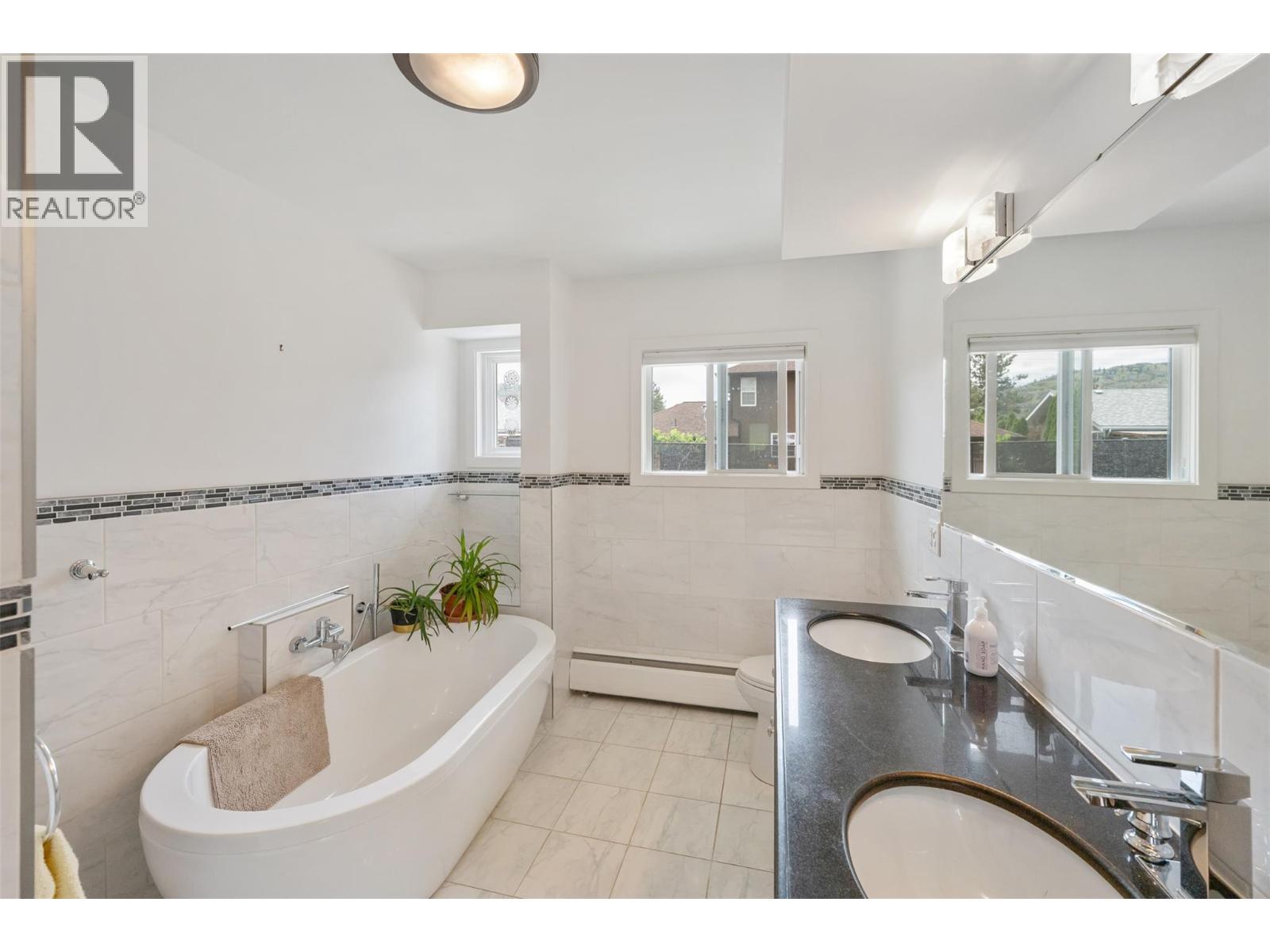 1322 Ridgedale Avenue, Penticton, British Columbia  V2A 2S2 - Photo 30 - 10389894