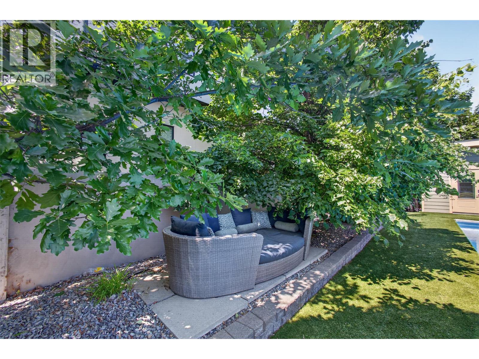 4588 Raymer Road, Kelowna, British Columbia  V1W 1H9 - Photo 35 - 10389672