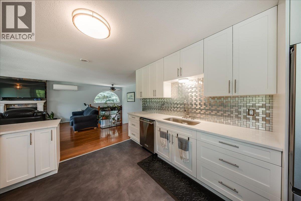 1545 Columbia Road, Ootischenia, British Columbia  V1N 4L6 - Photo 16 - 10389292