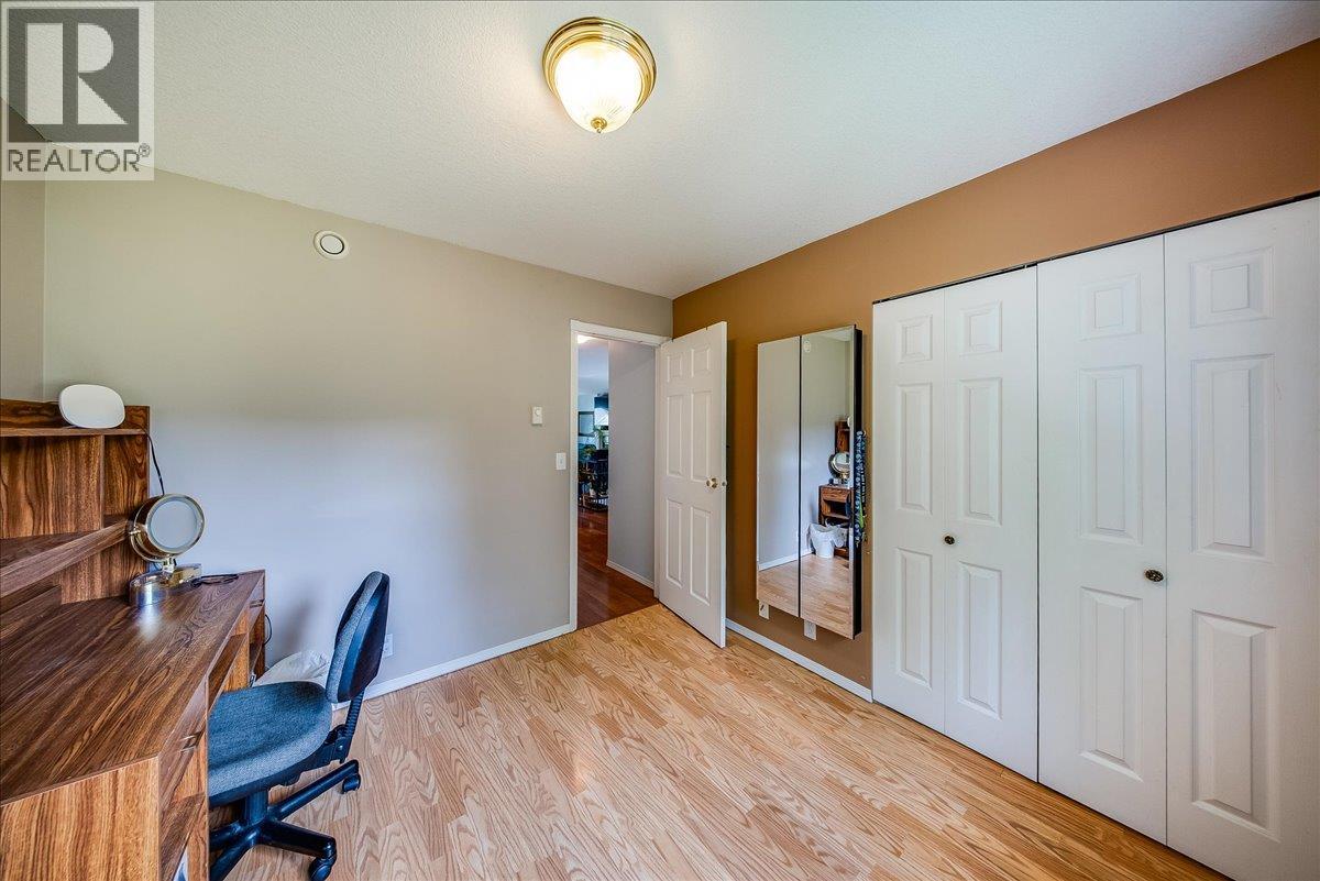 1545 Columbia Road, Ootischenia, British Columbia  V1N 4L6 - Photo 24 - 10389292