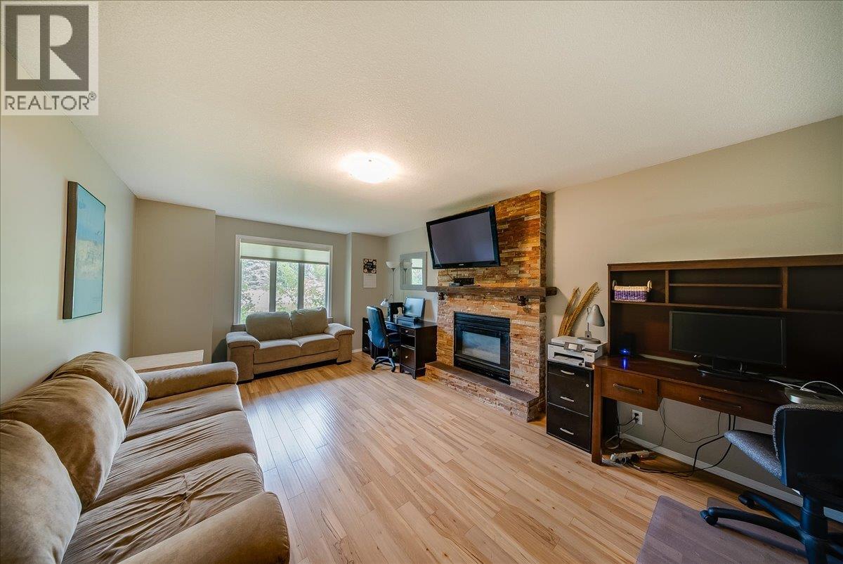 1545 Columbia Road, Ootischenia, British Columbia  V1N 4L6 - Photo 34 - 10389292