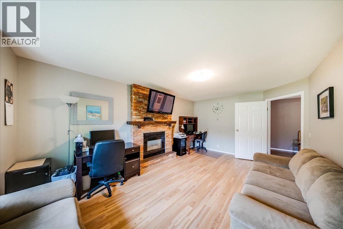 1545 Columbia Road, Ootischenia, British Columbia  V1N 4L6 - Photo 35 - 10389292
