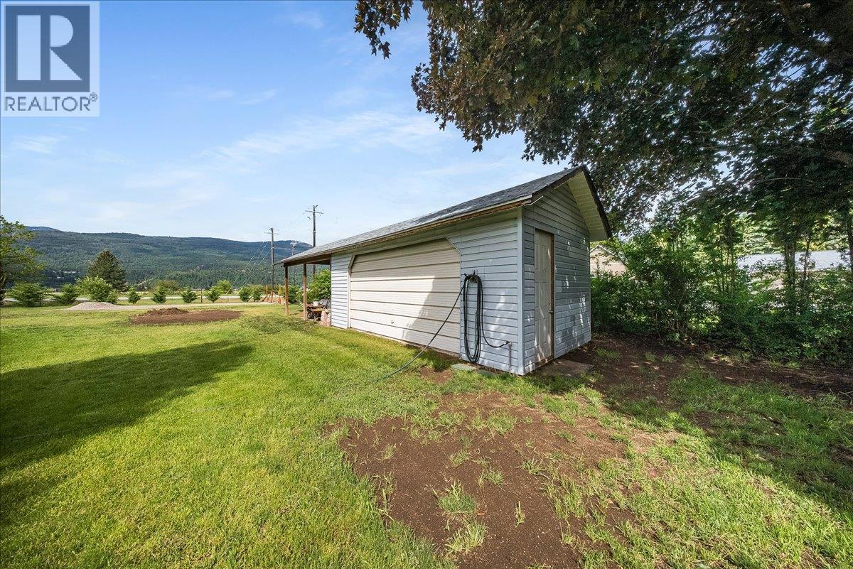 1545 Columbia Road, Ootischenia, British Columbia  V1N 4L6 - Photo 56 - 10389292
