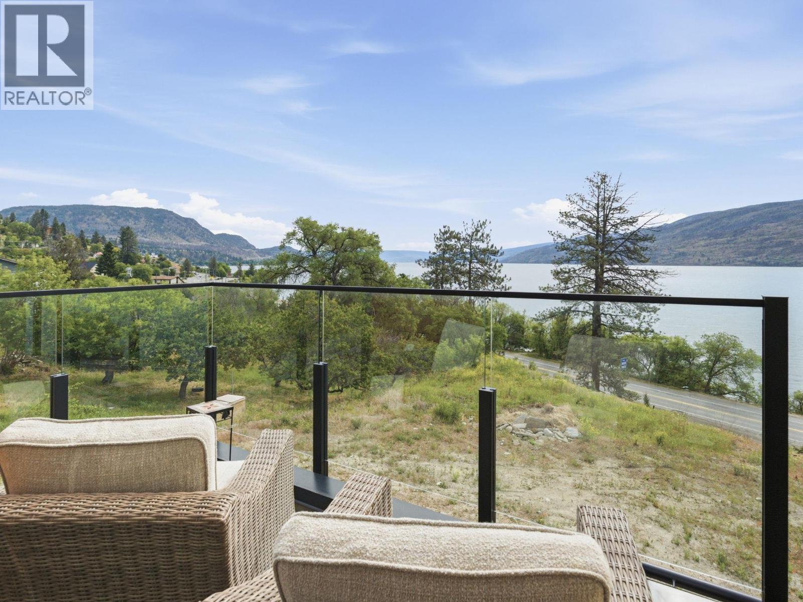 5975 Princess Street, Peachland, British Columbia  V0H 1X7 - Photo 14 - 10389757