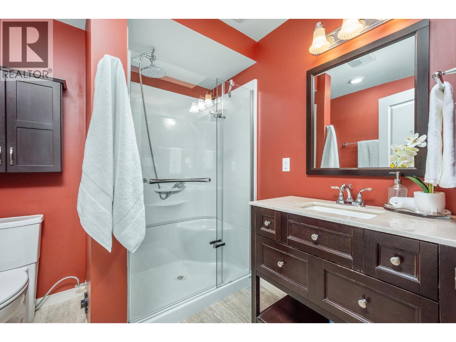 6777 Longacre Drive, Vernon, British Columbia  V1H 1J1 - Photo 24 - 10387562
