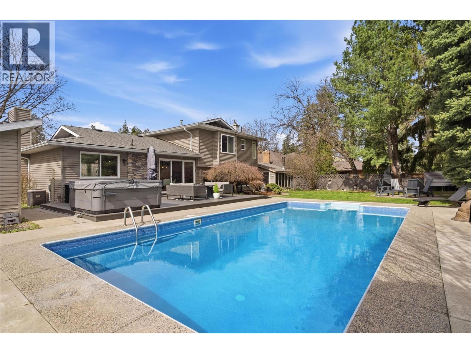 4337 Dunvegan Court, Kelowna, British Columbia  V1W 2L6 - Photo 5 - 10389854