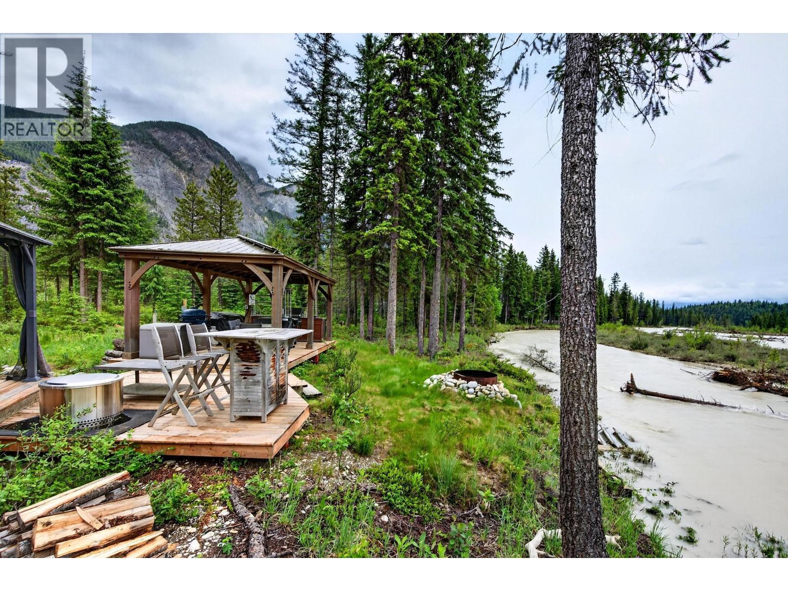 2333 Hedges Road, Golden, British Columbia  V0A 1H1 - Photo 36 - 10389825