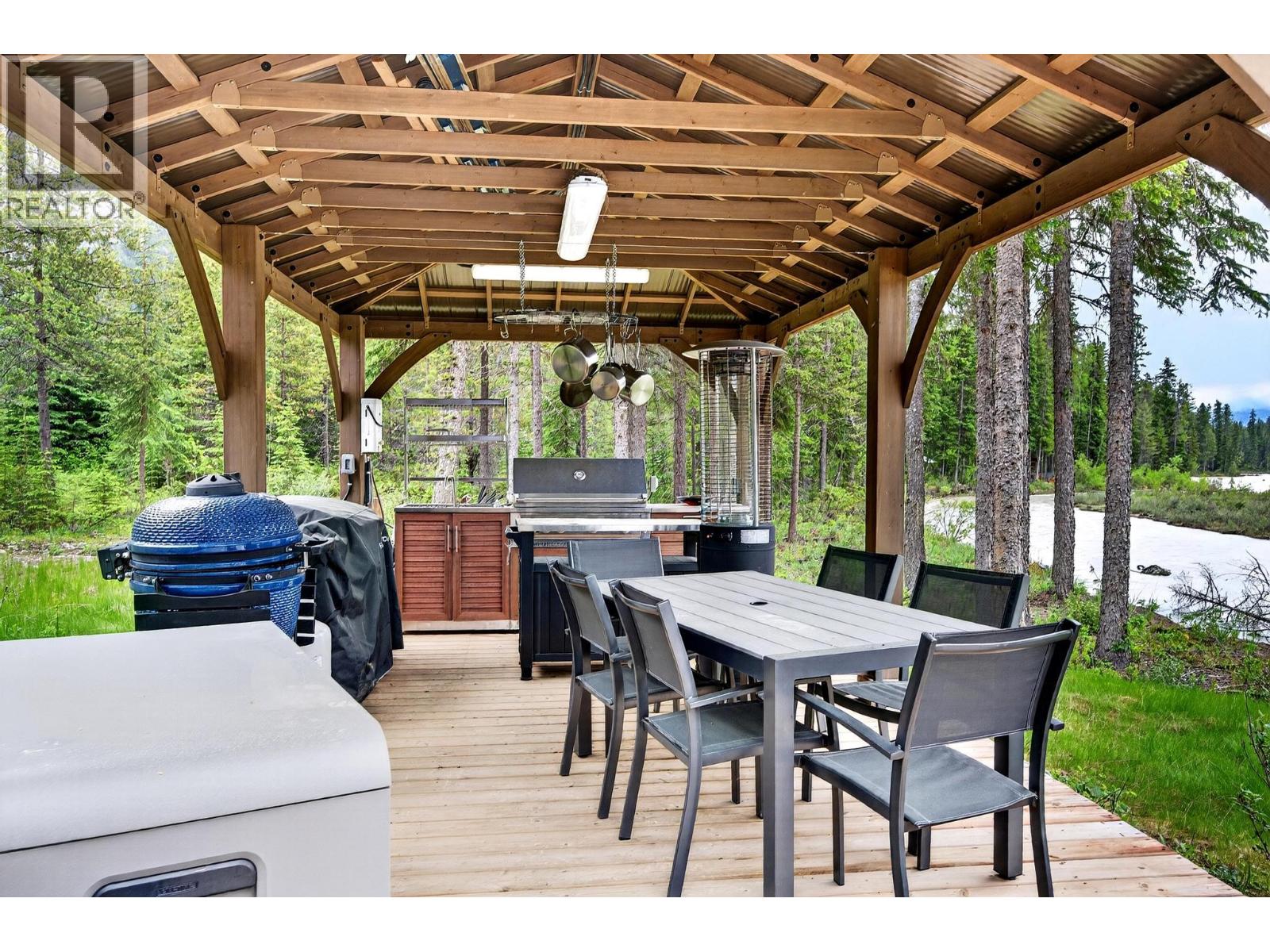2333 Hedges Road, Golden, British Columbia  V0A 1H1 - Photo 8 - 10389825