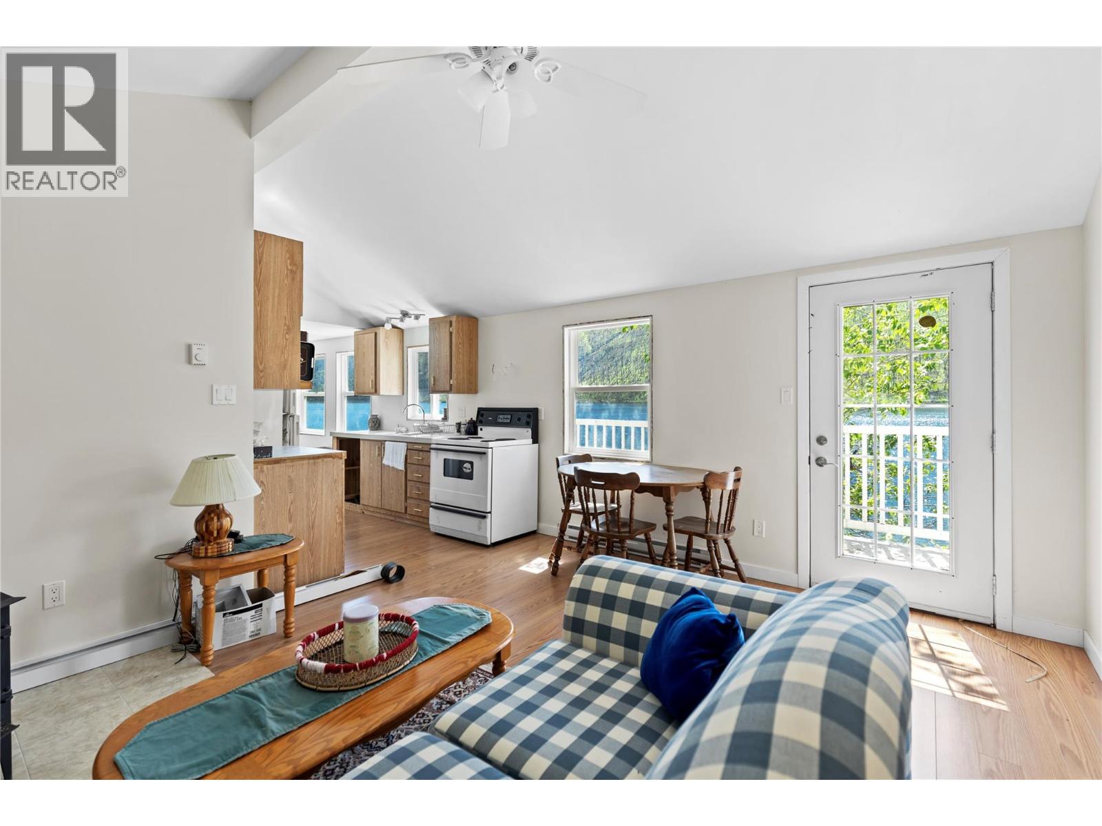 2517 Loon Lake Road, Cache Creek, British Columbia  V0K 1H1 - Photo 13 - 10389734