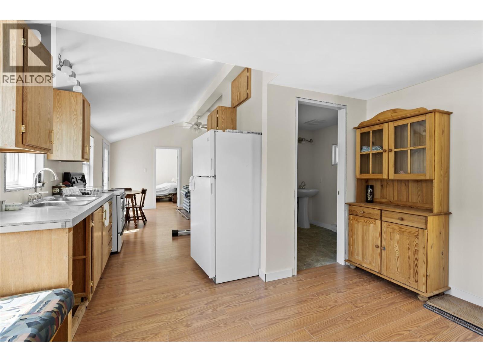 2517 Loon Lake Road, Cache Creek, British Columbia  V0K 1H1 - Photo 7 - 10389734