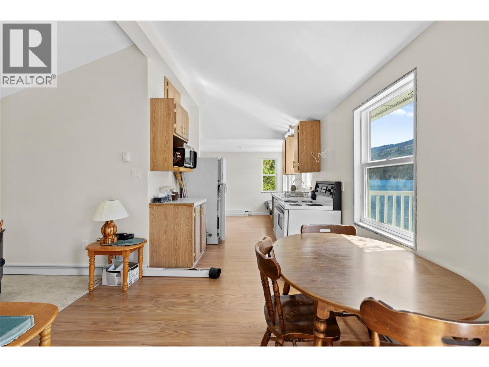 2517 Loon Lake Road, Cache Creek, British Columbia  V0K 1H1 - Photo 8 - 10389734
