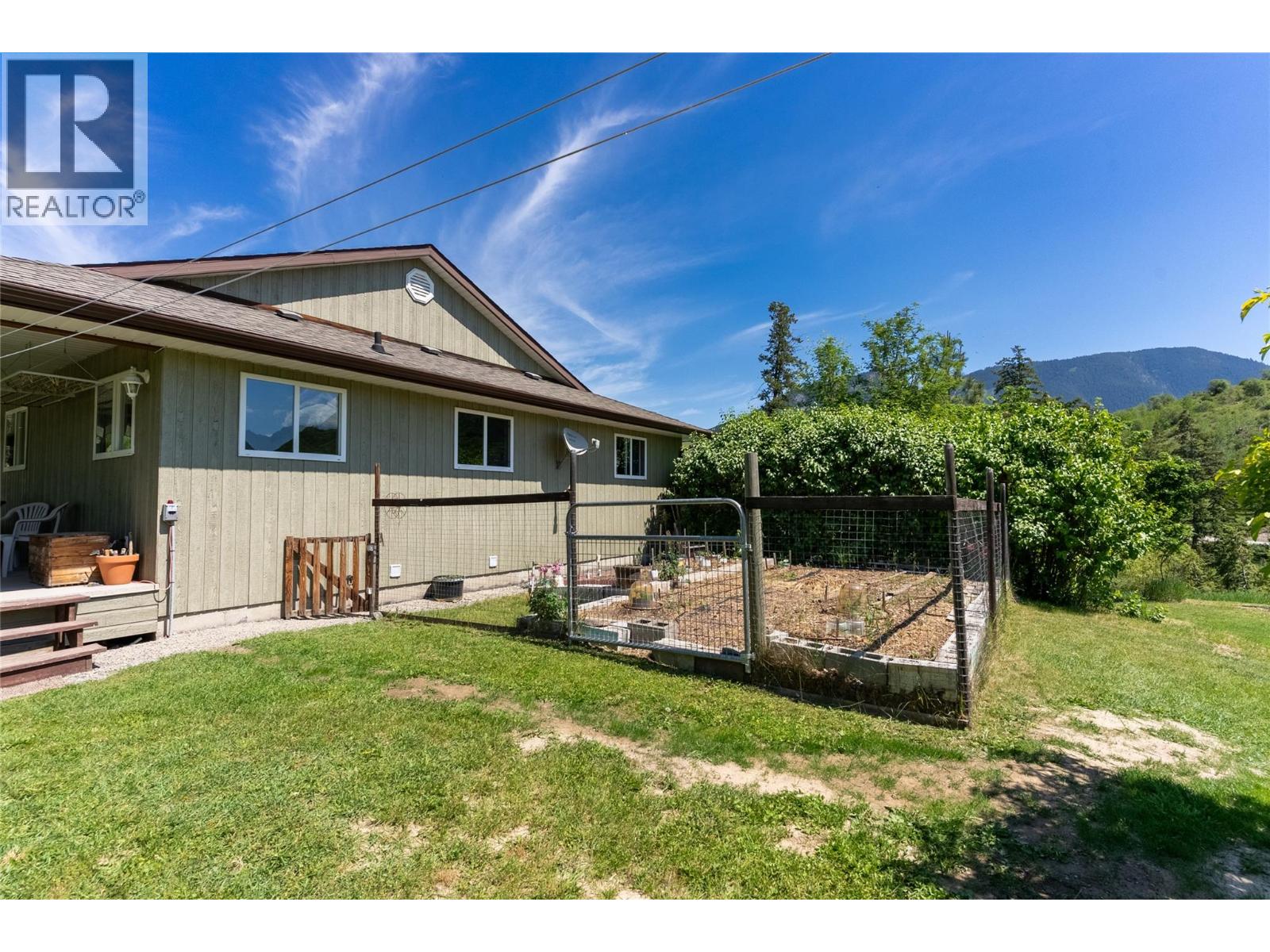 4066 Agate Bay Road, Barriere, British Columbia  V0E 2E0 - Photo 55 - 10389771