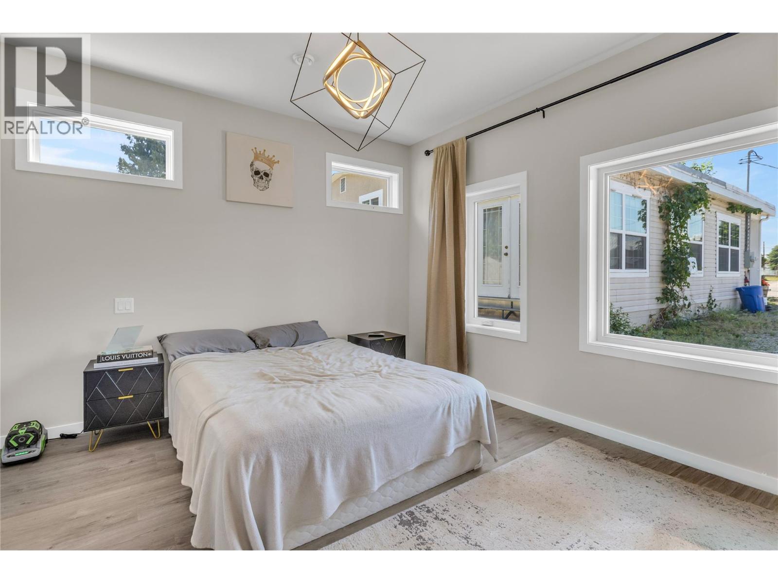 265 & 269 Muir Road, Kelowna, British Columbia  V1X 2T4 - Photo 15 - 10389745