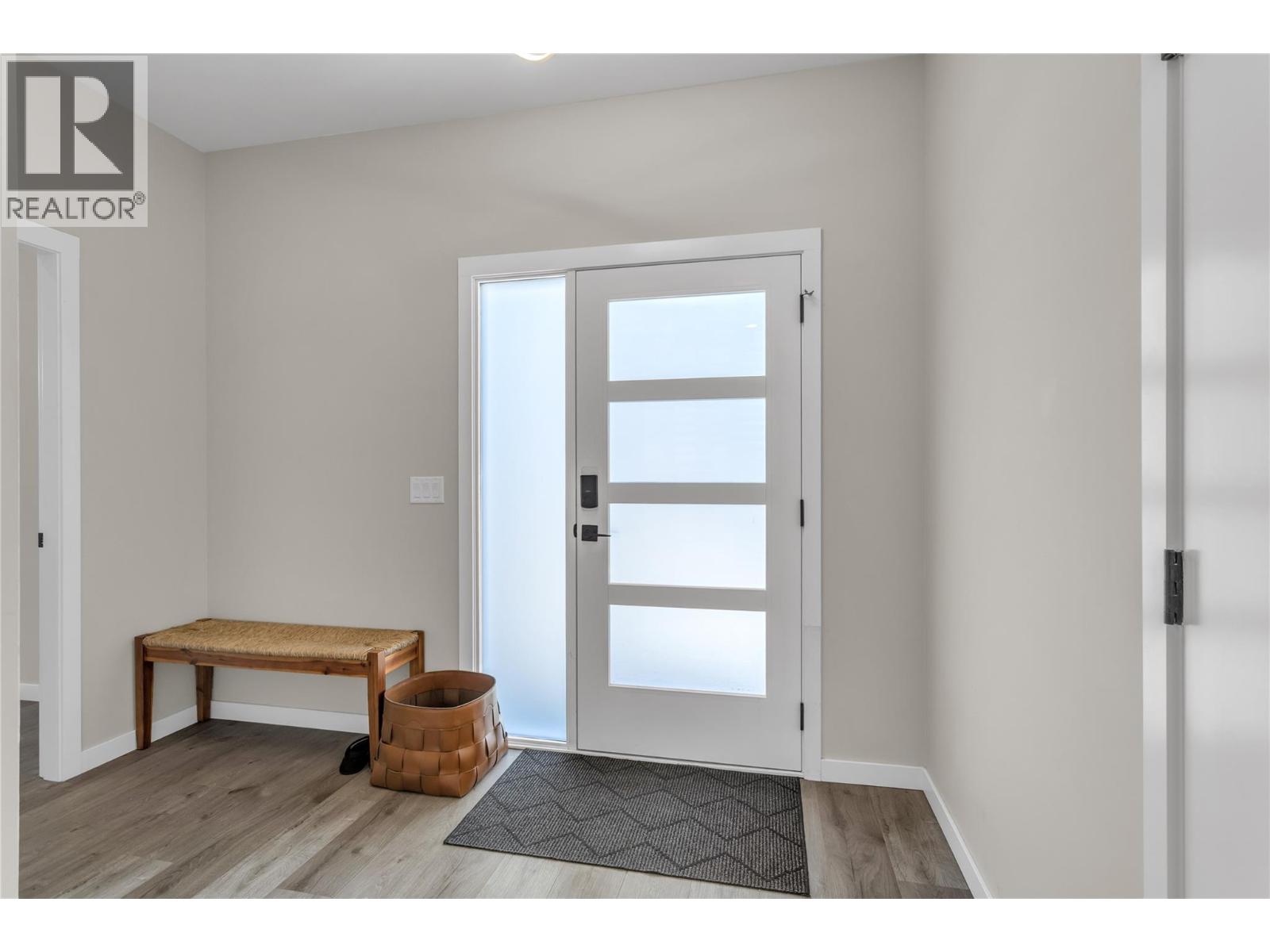 265 & 269 Muir Road, Kelowna, British Columbia  V1X 2T4 - Photo 5 - 10389745