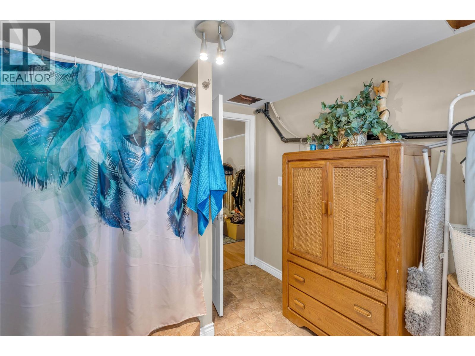 265 & 269 Muir Road, Kelowna, British Columbia  V1X 2T4 - Photo 61 - 10389745