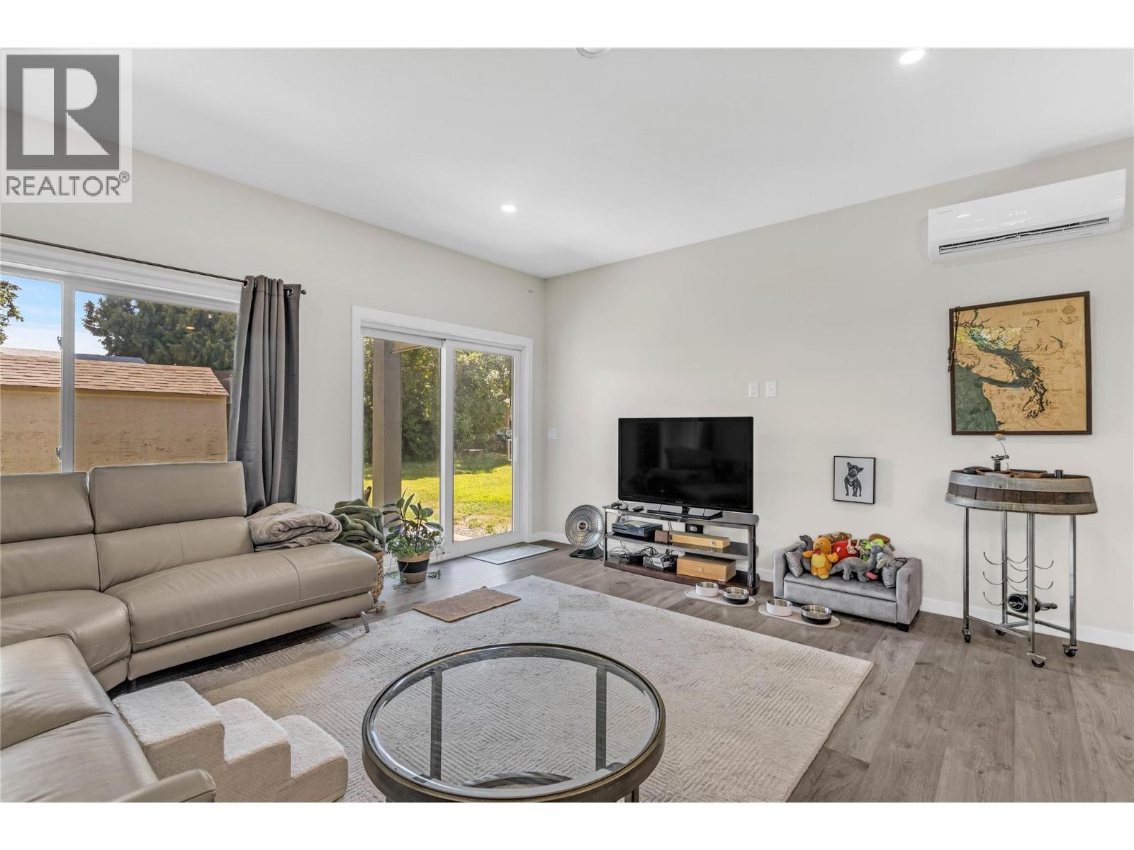 265 & 269 Muir Road, Kelowna, British Columbia  V1X 2T4 - Photo 7 - 10389745