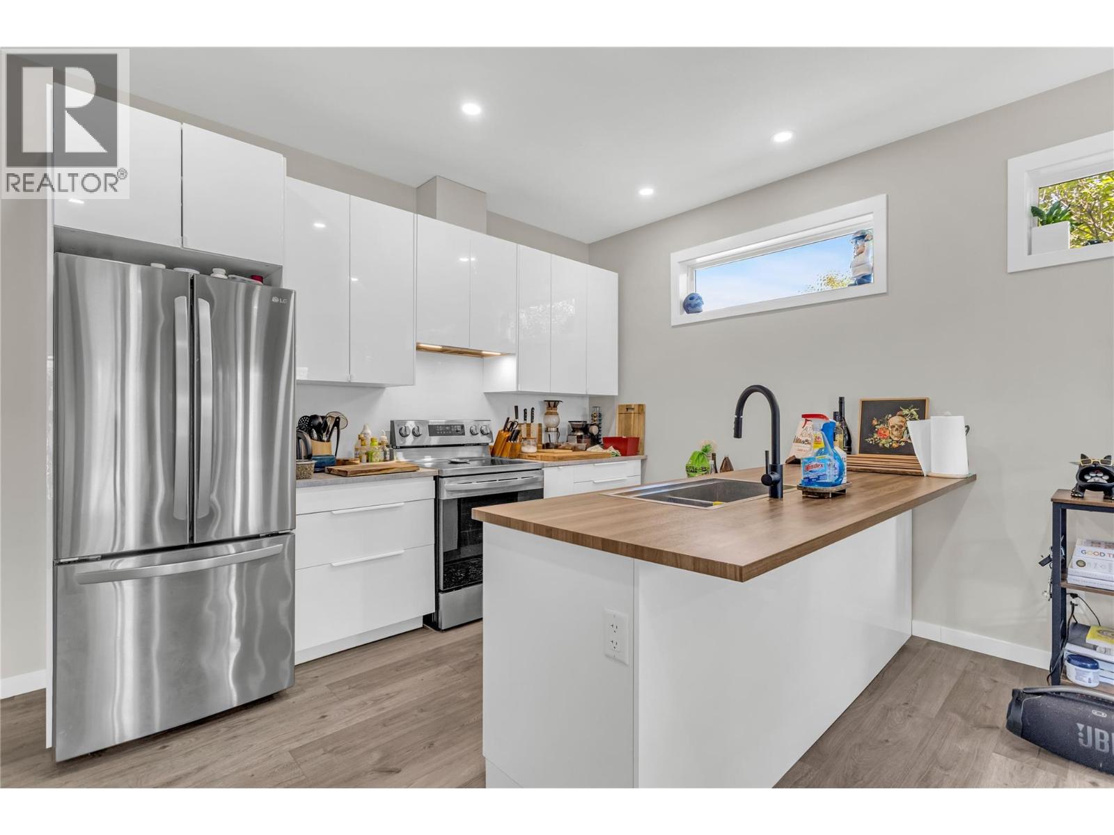 265 & 269 Muir Road, Kelowna, British Columbia  V1X 2T4 - Photo 8 - 10389745
